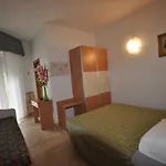 Relax ريتشيوني